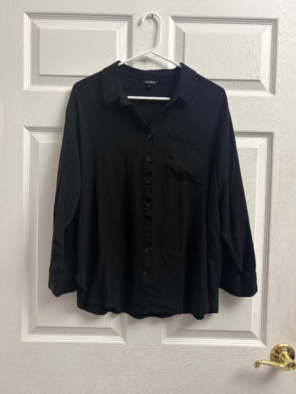 Women's Torrid Black Long Sleeve Button Down Blouse